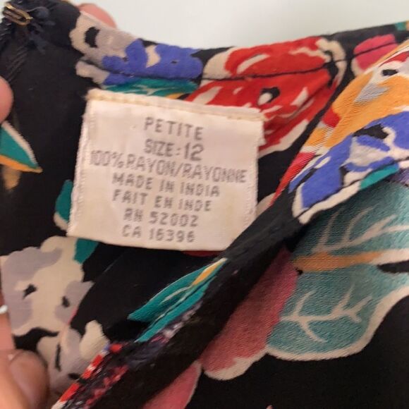 Vintage 80s Floral Pearl Button Front Dress - Picture 5 of 6